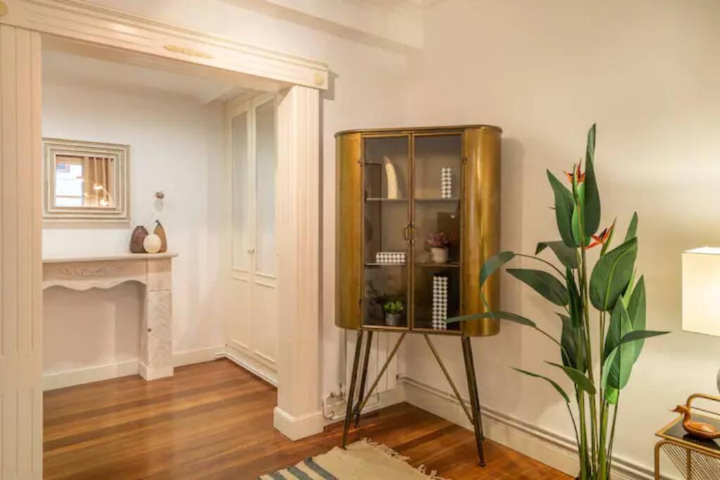 Exclusivo Apartamento En El Casco Viejo 빌바오 외부 사진
